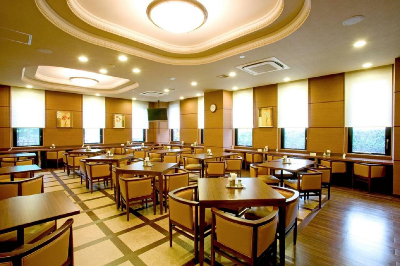 Hotel Route-Inn Яцусиро Экстерьер фото